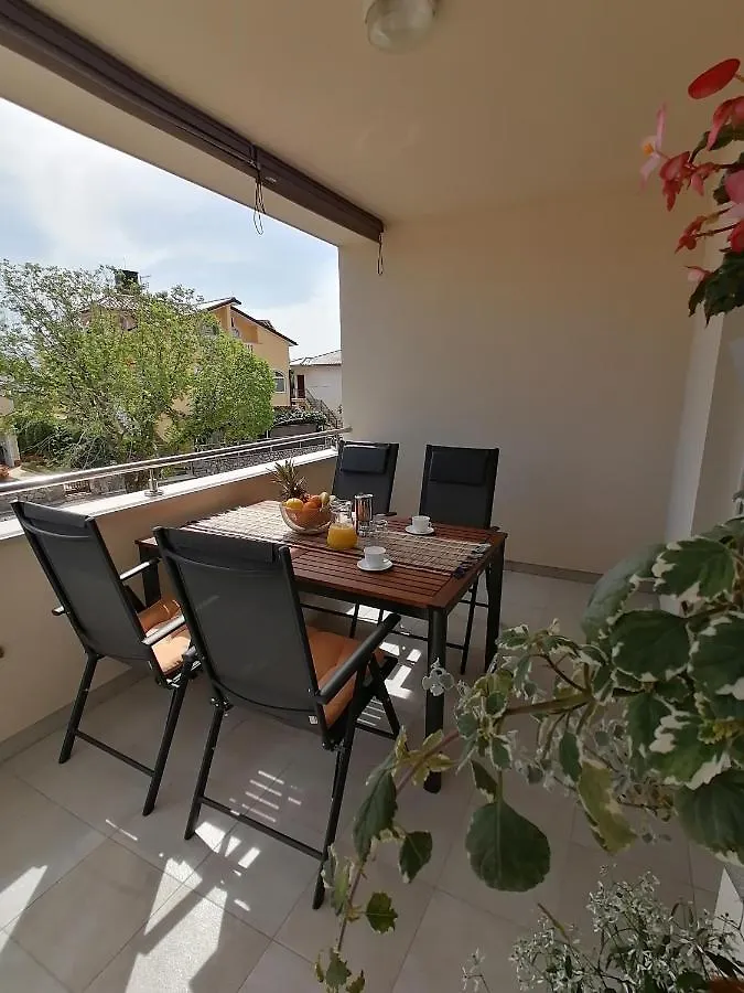 Apartment Iva Silo  Croatia